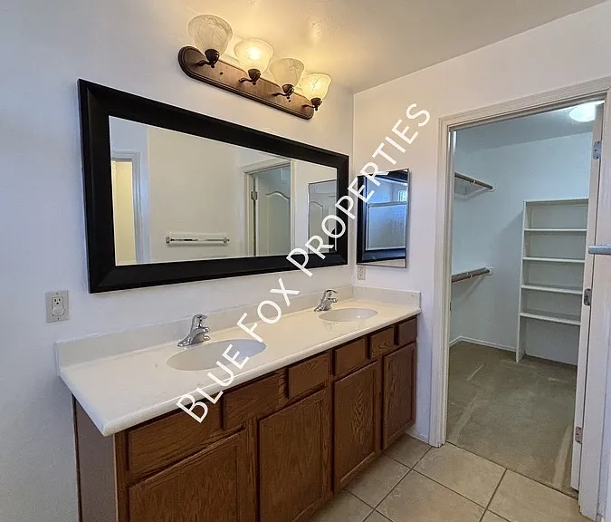 3534 W Goshen Dr — Photo 16