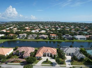 392 Flanders Dr, Indialantic, FL 32903