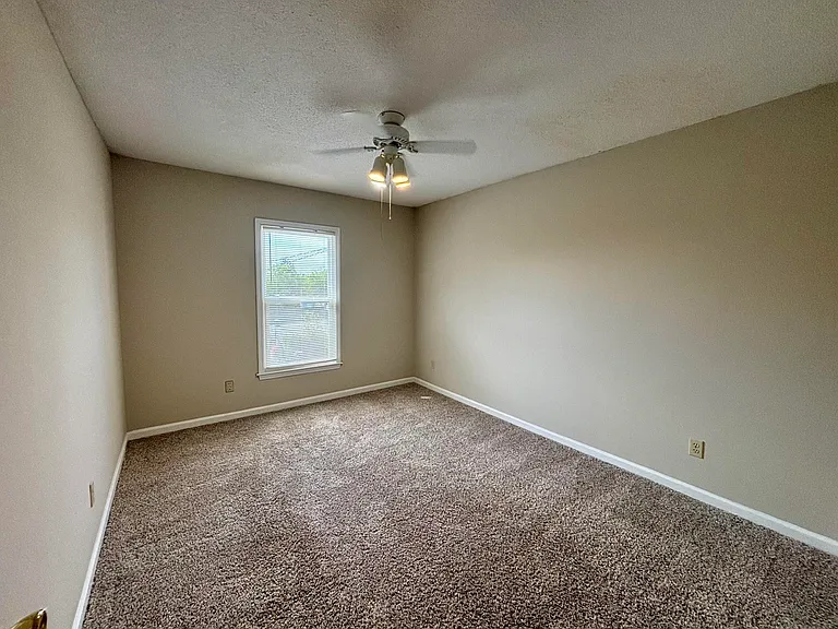 2139 Holt St — Photo 12