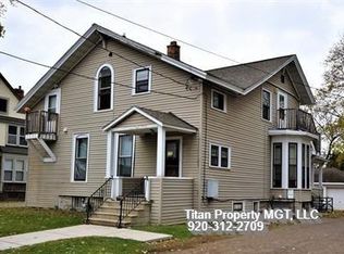 556 Jefferson St APT 10, Oshkosh, WI