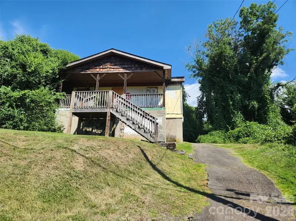 53 Max St, Asheville, NC 28801