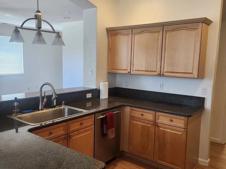 9520 Happy Canyon Dr — Photo 7