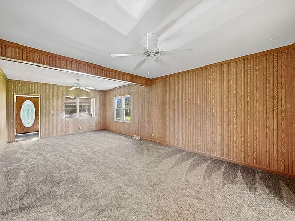 5th image of 714 S Sutton Rd