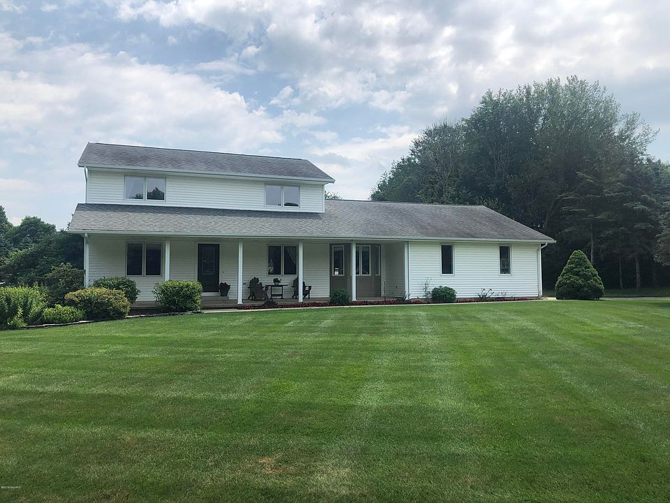 1st image of 433 Walden Dr