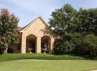 226 Phoenix Dr, Trophy Club, TX 76262