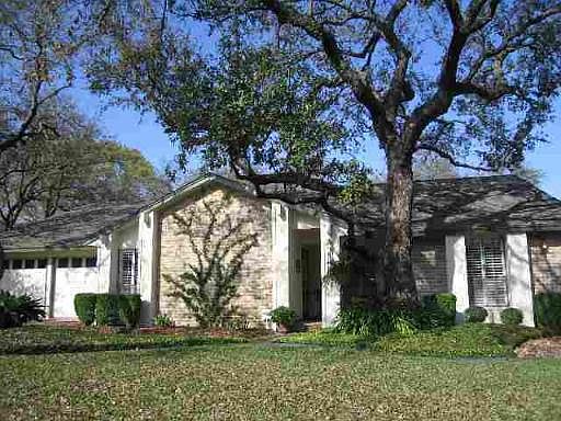 1st image of 13515 CARLTON OAKS DR