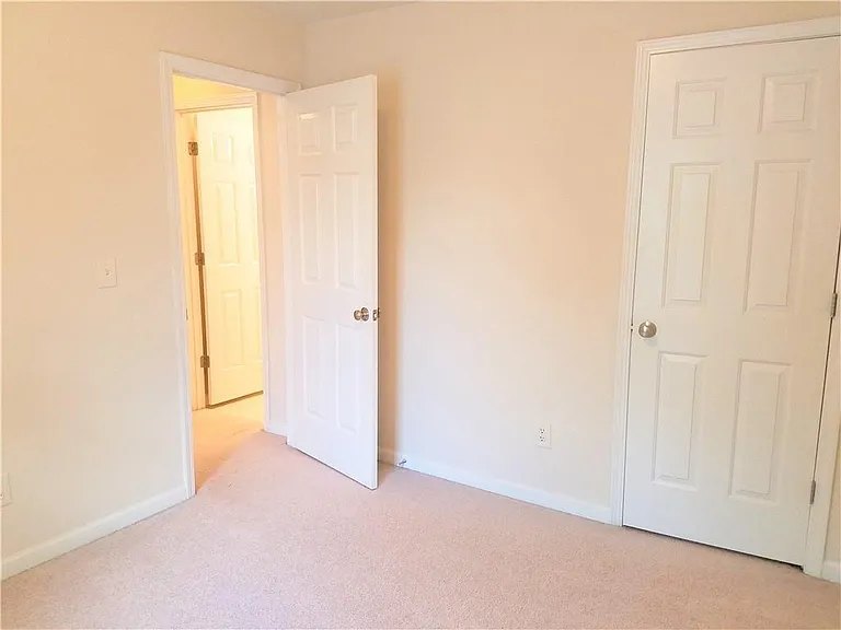 3645 Postwaite Cir — Photo 14