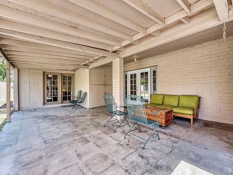 3002 N 81st Pl — Photo 17