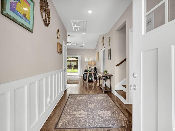 4th image of 99 Hagley Retreat Dr.