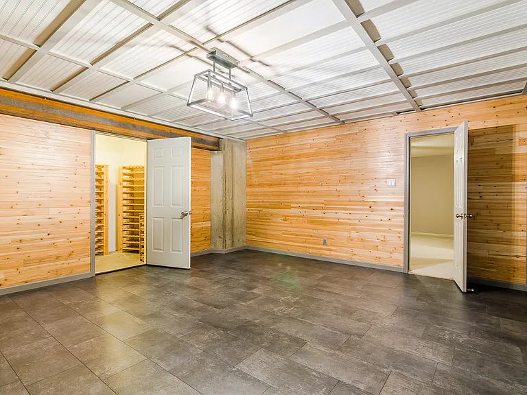 1108 Morgan Ln — Photo 32
