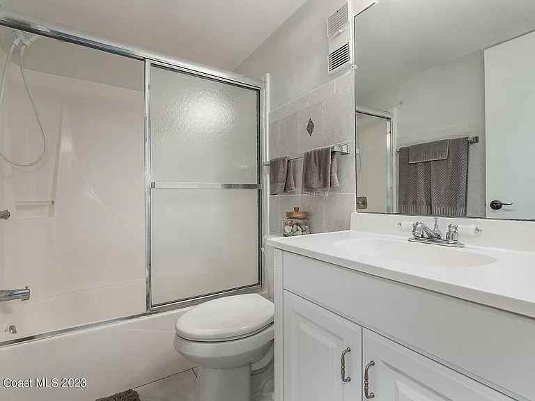 1555 N Highway A1A #202 — Photo 39