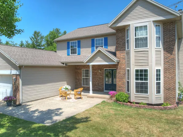 10895 Riley St, Zeeland, MI 49464