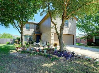 216 Meadow Park Dr, Georgetown, TX 78626