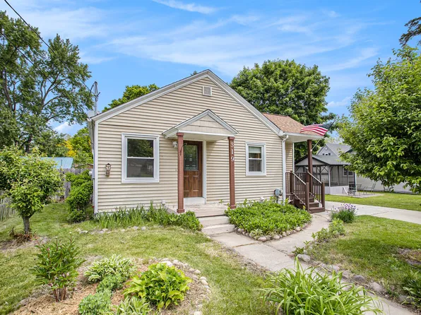 319 W South St, Hastings, MI 49058