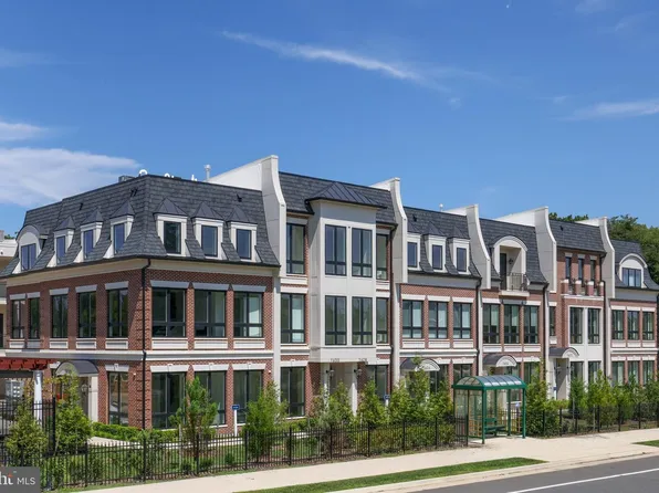 7045 Liberty Ln, McLean, VA 22101