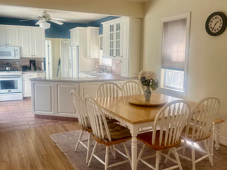 327 Woodland Ave — Photo 9