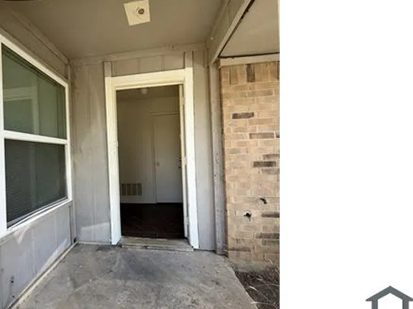 4701 Menzer Rd, Fort Worth, TX 76103