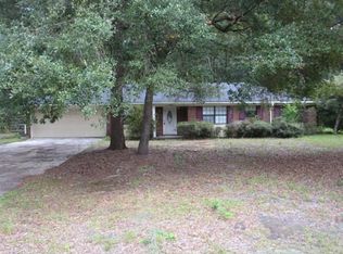 608 Sandy Run Dr, Hinesville, GA 31313
