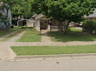1217 SW Randolph Ave, Topeka, KS 66604
