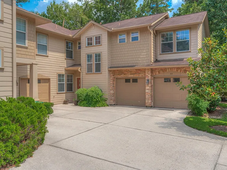 83 Woodlily Pl — Photo 35