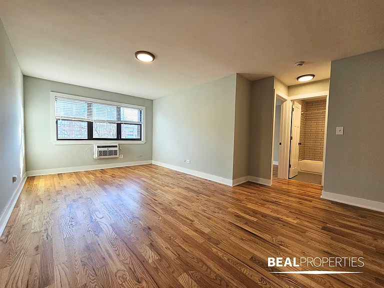 696 Elm Pl — Photo 30