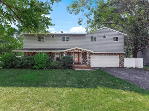 8055 Buchanan St NE, Spring Lake Park, MN 55432