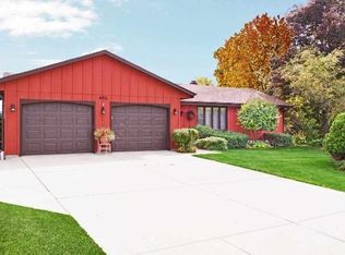 402 Stafford Rd, Janesville, WI 53546