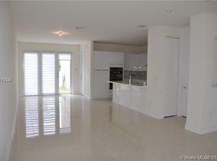 6306 NW 105th Pl, Doral, FL 33178