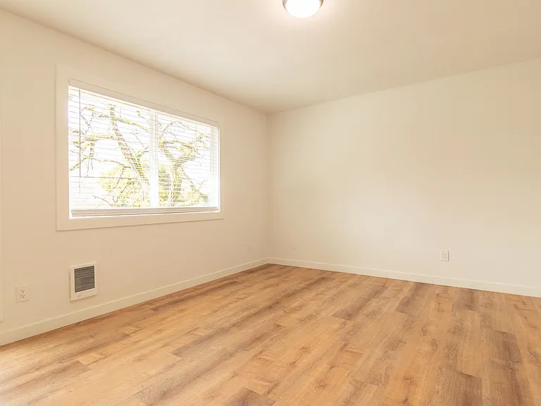 506-510 SE 46th Ave — Photo 14