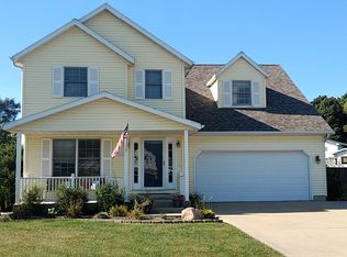 2157 S Clover Ln, Warsaw, IN 46580