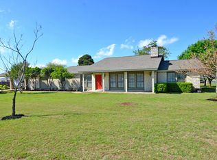 10 Fairview Dr, Round Rock, TX 78665