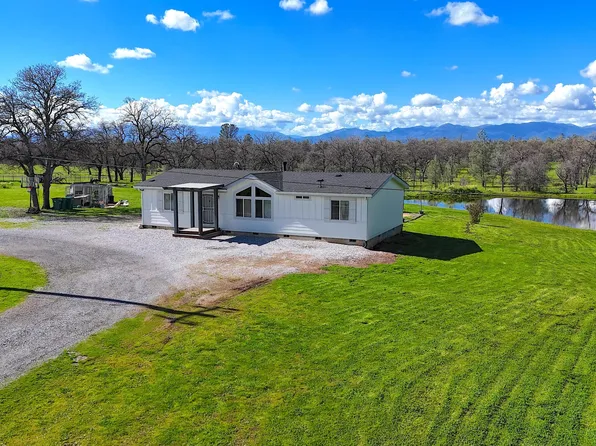 11636 Homestead Ln, Redding, CA 96003