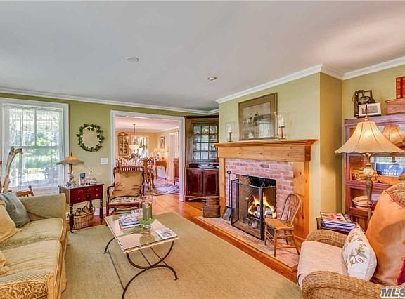 4th image of 1855 Depot Ln