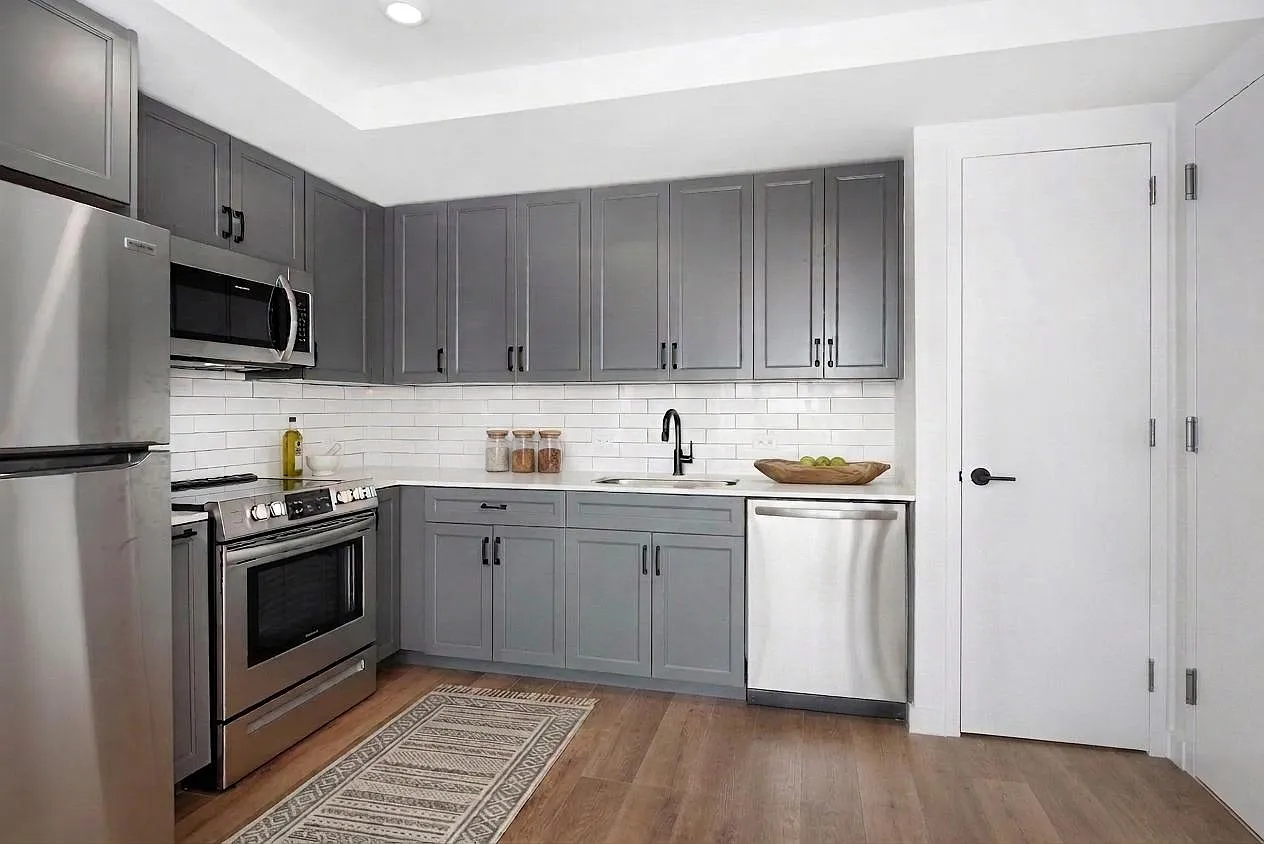251 West 117th Street — Photo 3