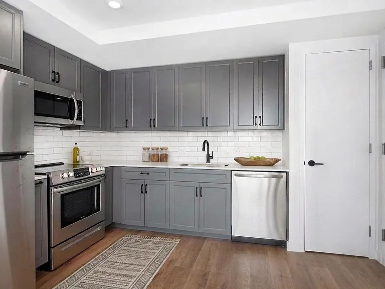 251 W 117th St #B — Photo 4