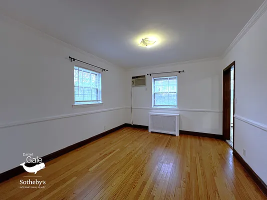 Rented by Daniel Gale Sotheby's International Realty | media 7