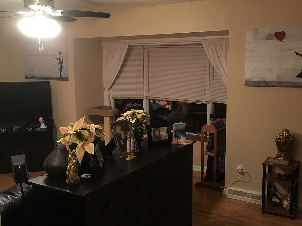 2nd image of 5805 Lochleven Dr