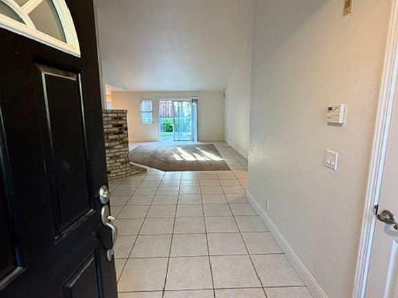 3rd image of 6337 Lincoln Ave