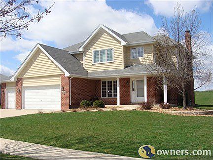 BEAUTIFUL 4 BDR, 3 1/2 BATH W/FNSH BSMNT!