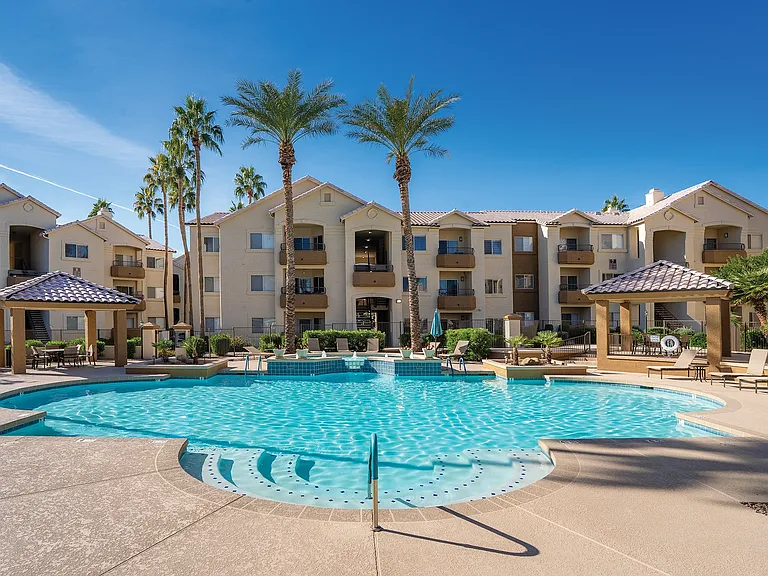 Sonterra Apartments at Paradise Valley — Photo 10