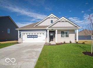 5844 Sleighbell Dr, Greenwood, IN 46143