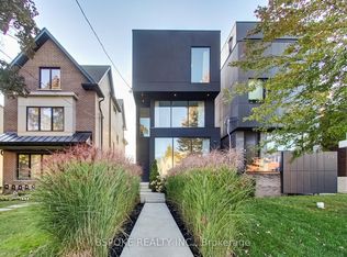 270 Indian Grv, Toronto, ON M6P 2H5