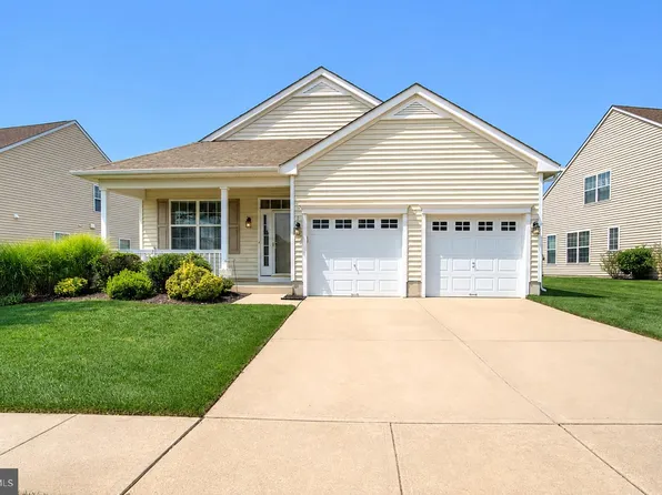 3 E Dehart Ave, Clayton, NJ 08312