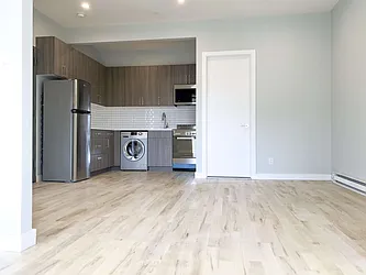 Rented by Realty 2000 Associates Ltd