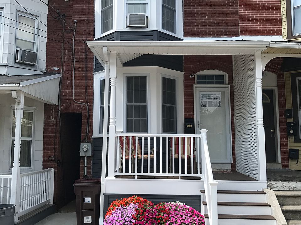 1st image of 1306 Banning St