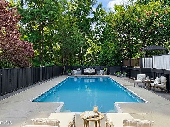 All private in ground pool!