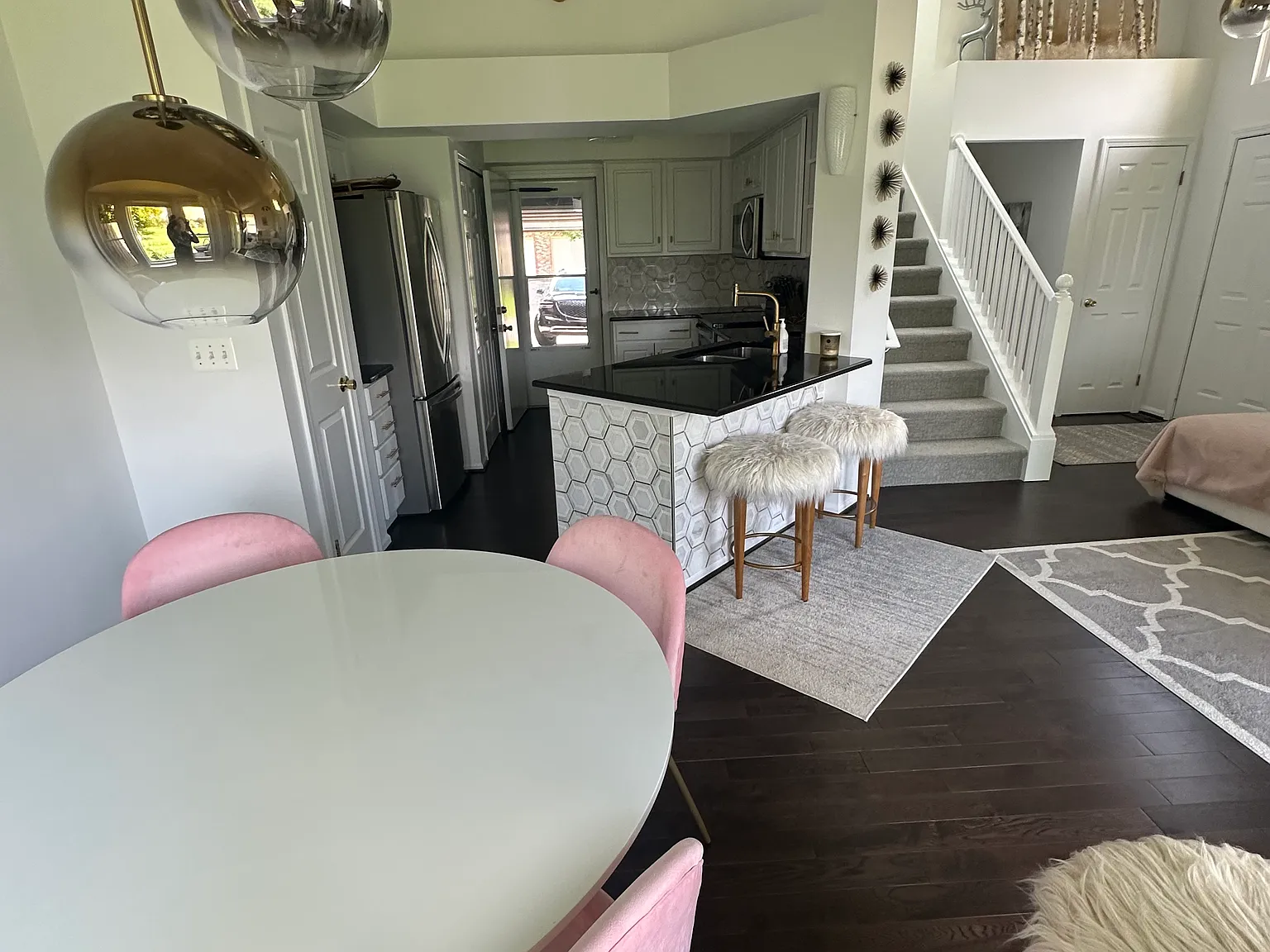 2 bed, 1200 sqft, $2,600 — Photo 3