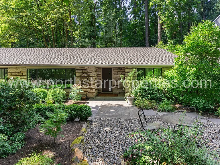 236 Pine Valley Rd — Photo 2