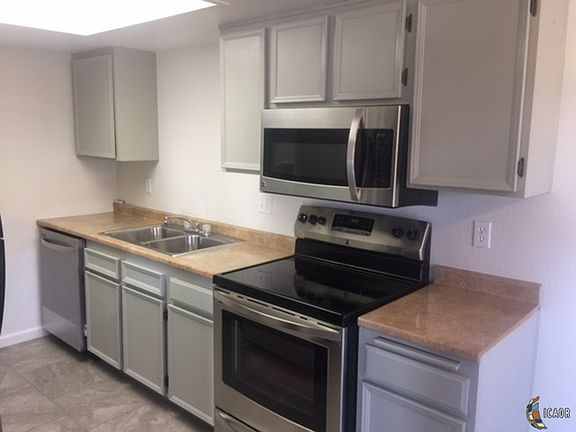5th image of 1716 W Brighton Ave Unit B