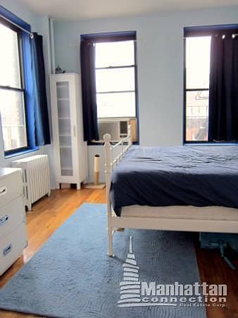 1st image of 359 W 54th St Frnt 2